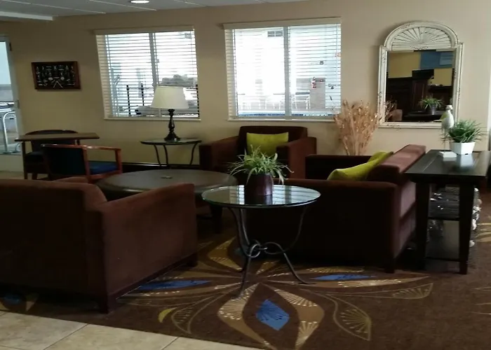 Holiday Inn Express & Suites New Buffalo, Mi By Ihg