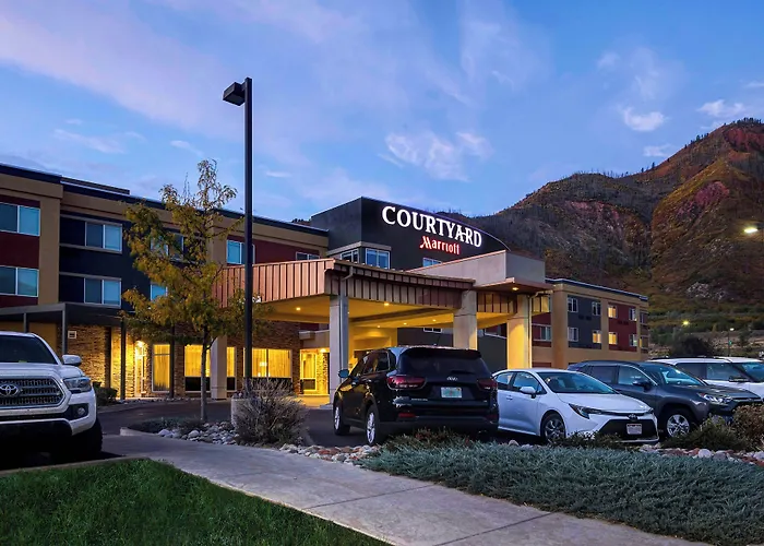 Courtyard By Marriott Glenwood Springs Hotel