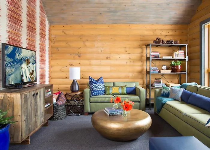 The Bivvi Hostel Breckenridge