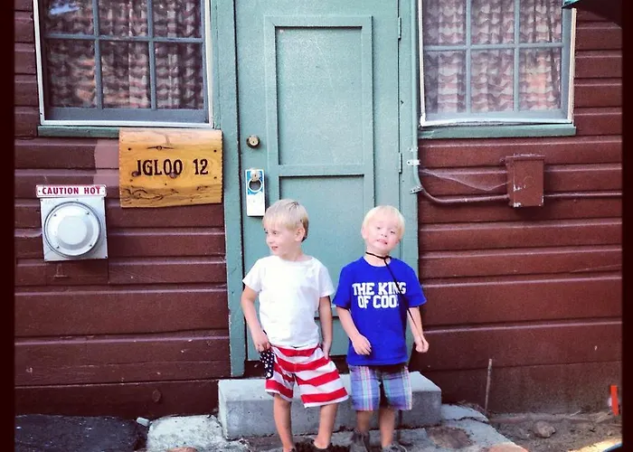 Golden Bear Cottages Big Bear Lake