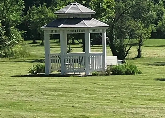 Martha'S Vineyard B & B South Haven