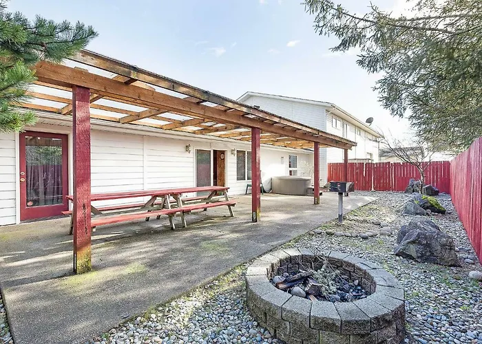 Agate House - Ocean Shores