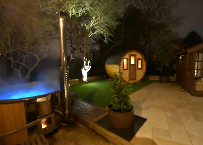 Oak Tree Stables Cottage Birmingham
