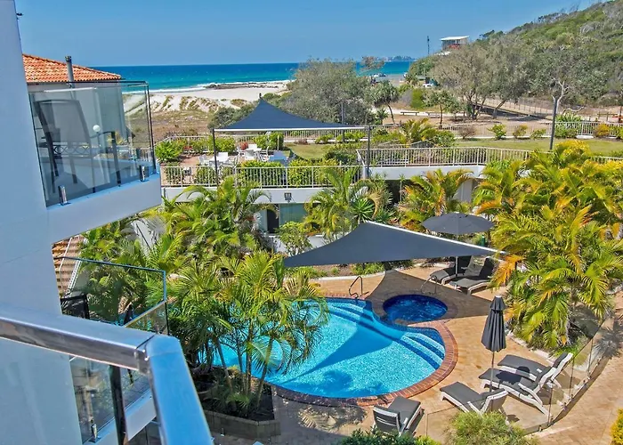 Sandcastles On Currumbin Beachfront, Gold Coast