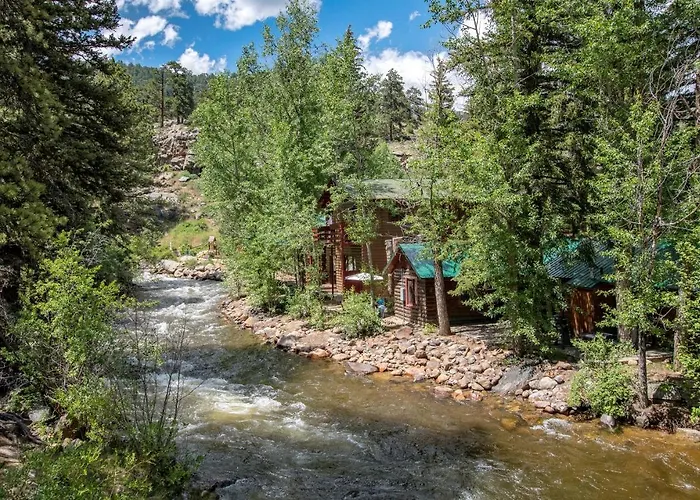 Swiftcurrent Lodge Estes Park