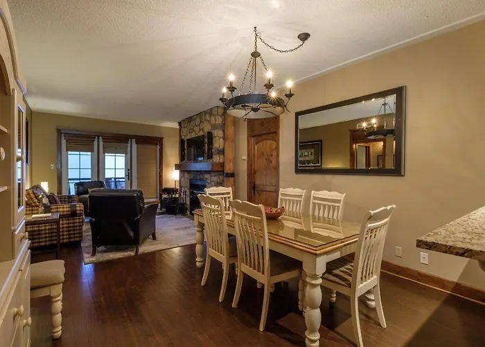 L'Equinoxe Rendez-Vous Mont-Tremblant Villa