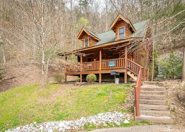 Bear Naked Villa Pigeon Forge